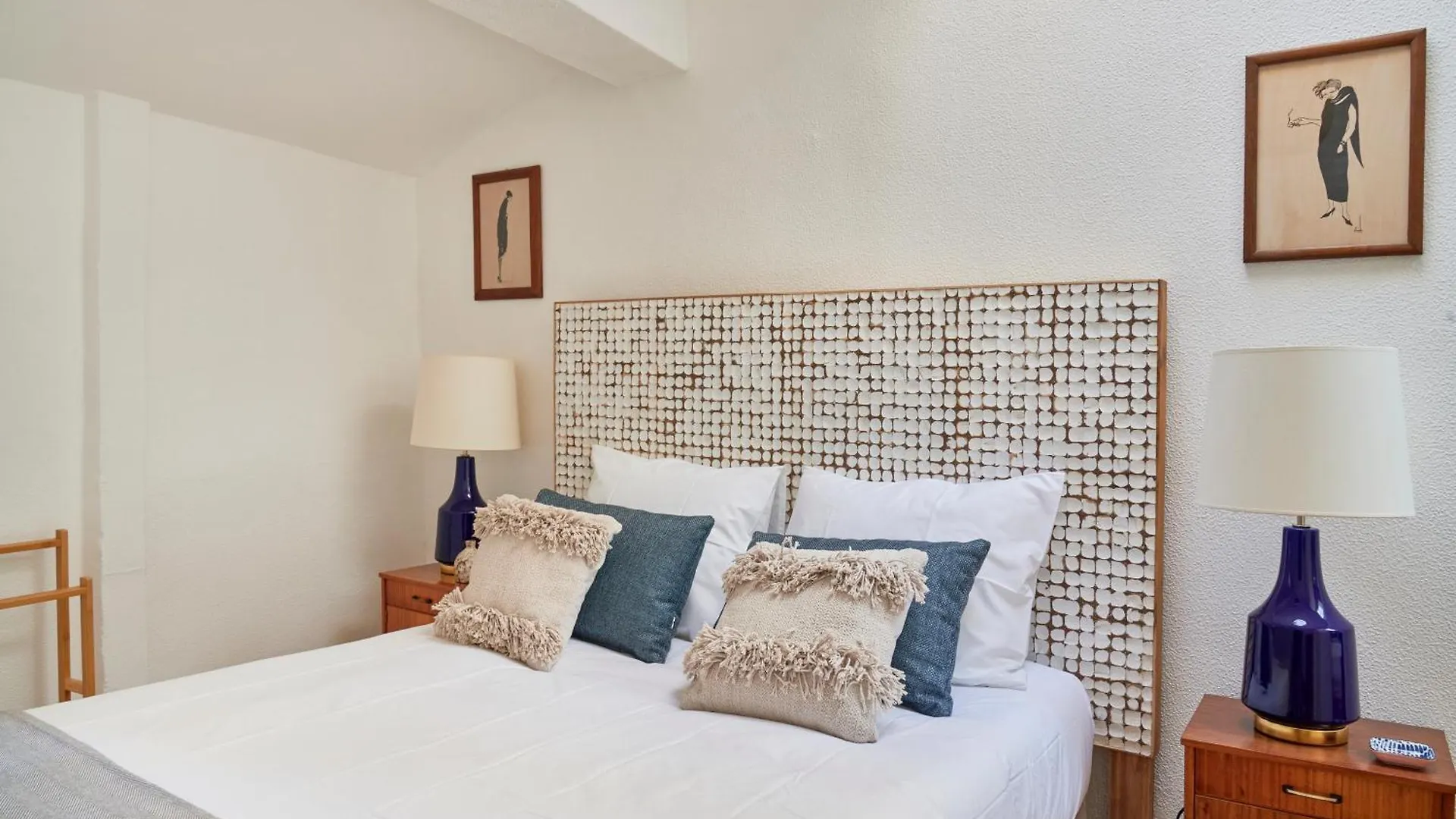 Idyllic Light-Filled Alfama Apt, By Timecooler Lisboa Lägenhet