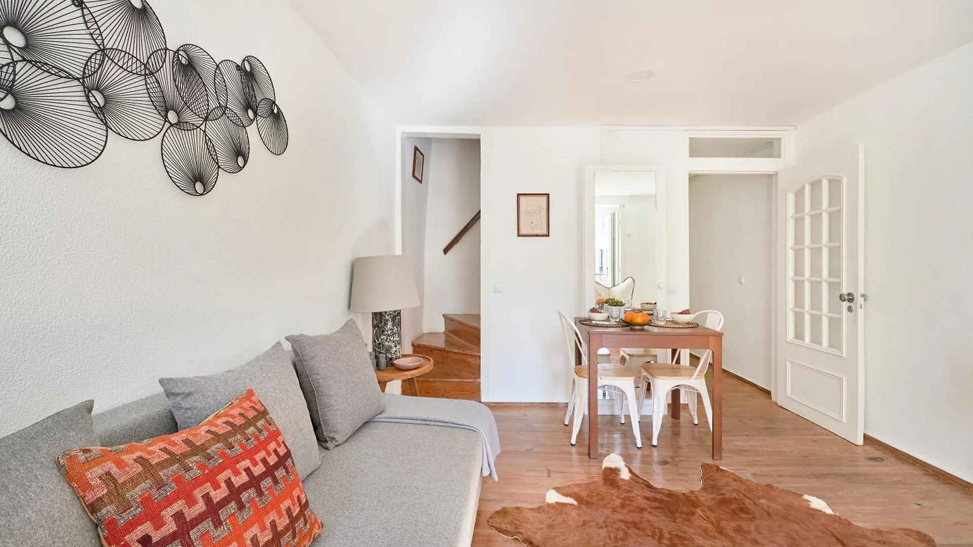 Idyllic Light-Filled Alfama Apt, By Timecooler Lisboa Lägenhet