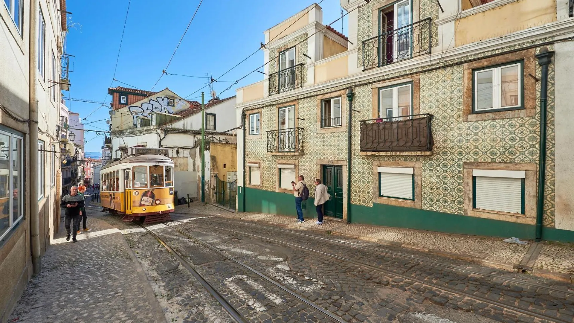 Idyllic Light-Filled Alfama Apt, By Timecooler Lisboa 葡萄牙