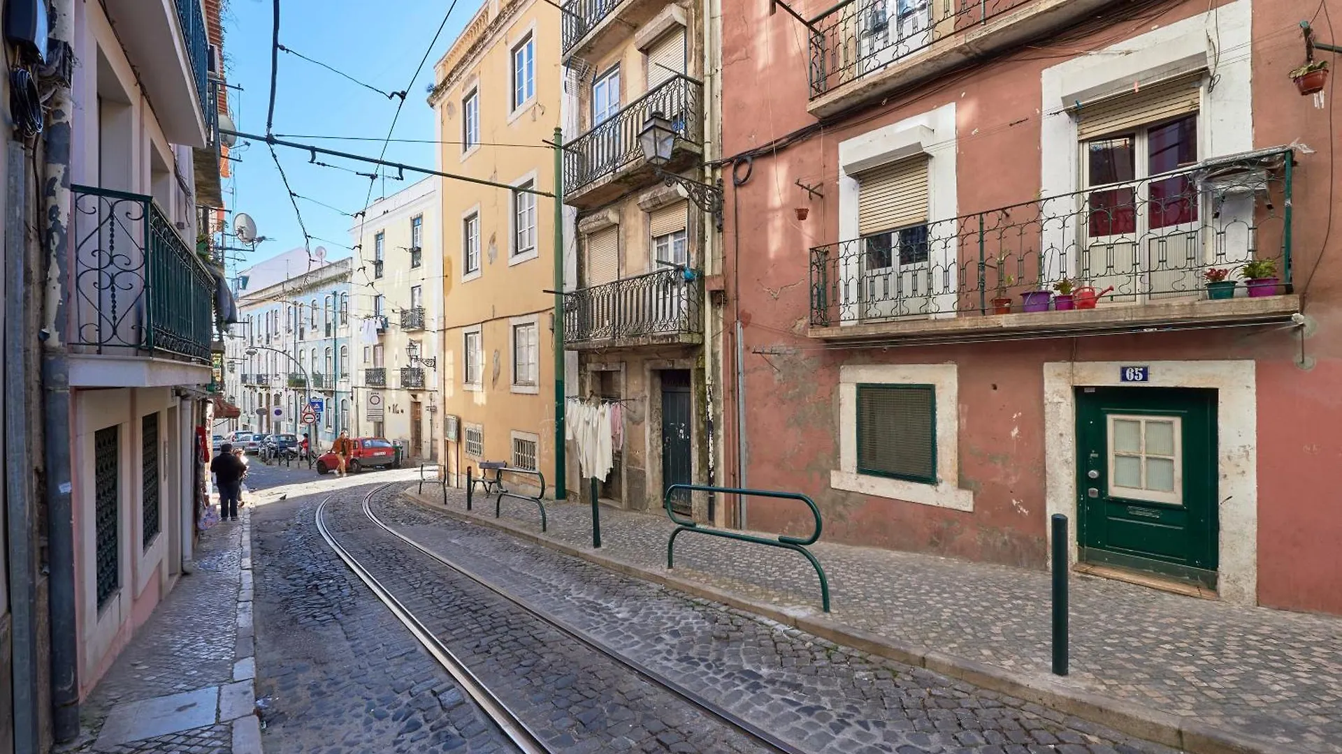 Idyllic Light-Filled Alfama Apt, By Timecooler Lisboa 公寓