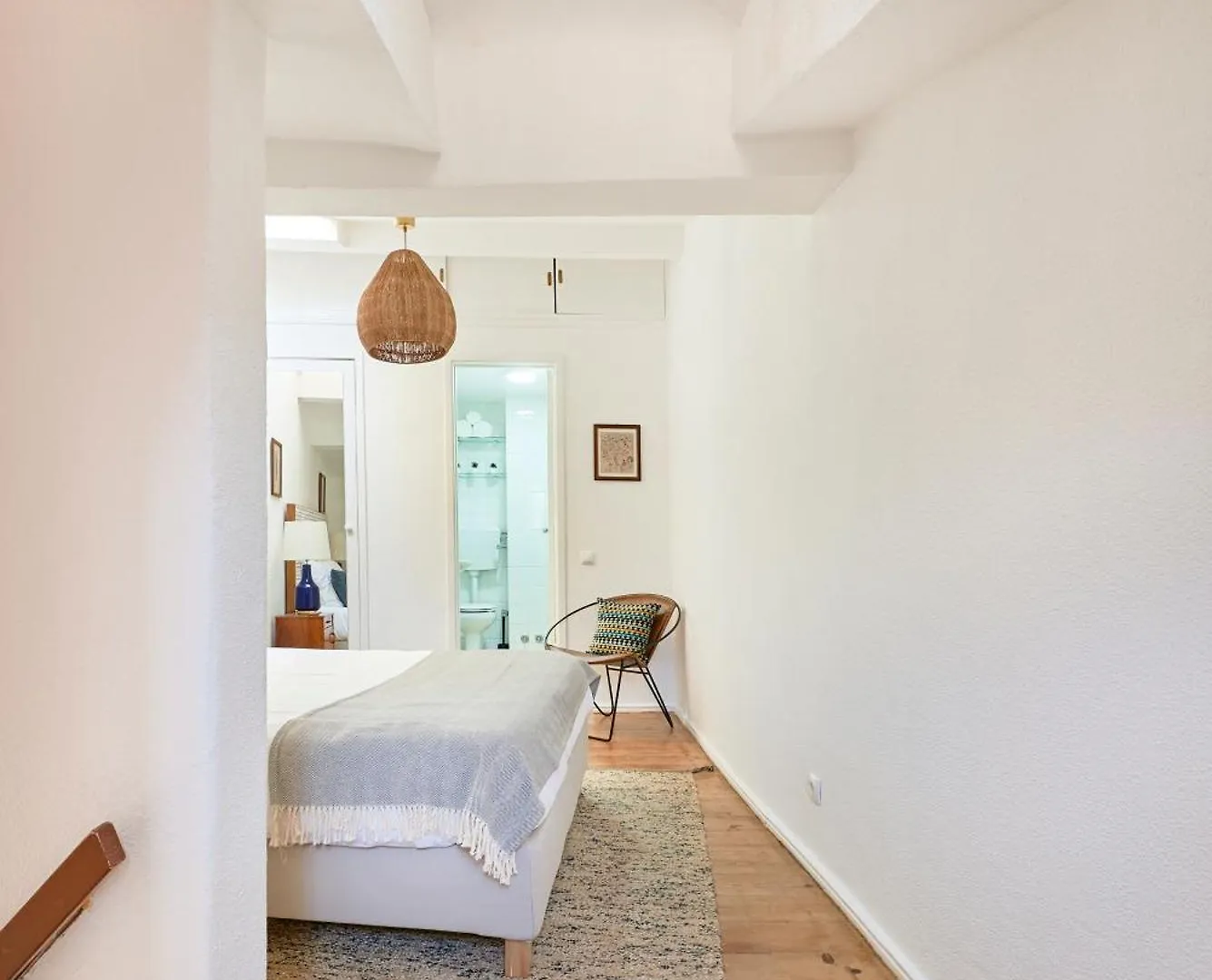 Idyllic Light-Filled Alfama Apt, By Timecooler Lisboa 0*,  葡萄牙