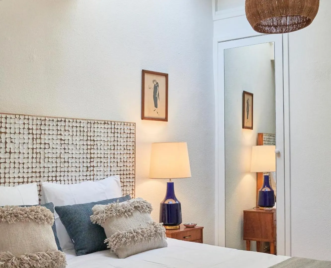 Idyllic Light-Filled Alfama Apt, By Timecooler Lisboa
